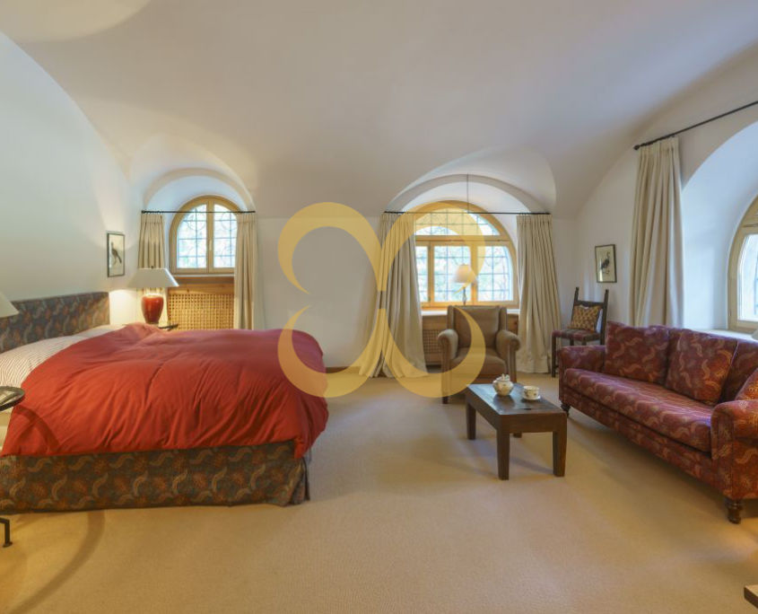 20160915-5042-1030x687